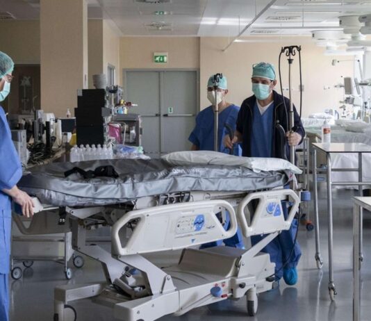 Allarme CGIL sulla sanità: mancano 7000 sanitari, rischio caos