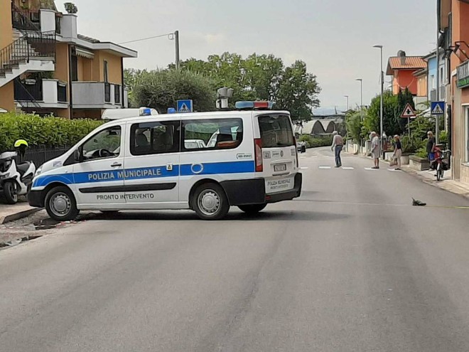 Incidente a Fano: investito e ucciso da un furgone