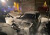 Tre auto in fiamme nella notte davanti alla Disco: la polizia ferma il presunto piromane Tre auto in fiamme nella notte davanti alla Disco: la polizia ferma il presunto piromane