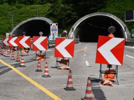 Incidente sulla A14: quattro mezzi coinvolti, un ferito grave A14, cantieri