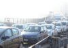 Primo giorno del super green pass: caos e code in centro ad Ancona, nessun controllo sul regionale Fabriano-Ancona Primo giorno del super green pass: caos e code in centro ad Ancona, nessun controllo sul regionale Fabriano-Ancona