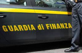 Mascherine Ffp2 poco filtranti, sequestrato dalla Finanza un milione di pezzi
