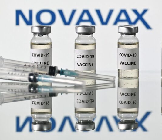 Da oggi partono le vaccinazioni con Novavax, a base proteica. Saltamartini: “Già 500 persone prenotate”. L’obiettivo: convincere gli scettici. Ecco come fare Da oggi partono le vaccinazioni con Novavax, a base proteica. Saltamartini: "Già 500 persone prenotate". L'obiettivo: convincere gli scettici. Ecco come fare
