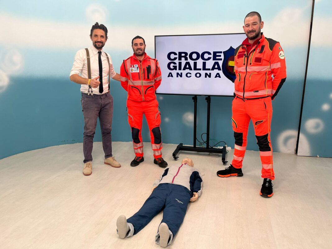Basta un attimo per salvare una vita: negli studi di èTV i ragazzi della Croce Gialla di Ancona