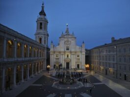 Da Loreto la preghiera per l’Ucraina e per la Giornata delle Vittime del Covid-19 Da Loreto la preghiera per l'Ucraina e per la Giornata delle Vittime del Covid-19