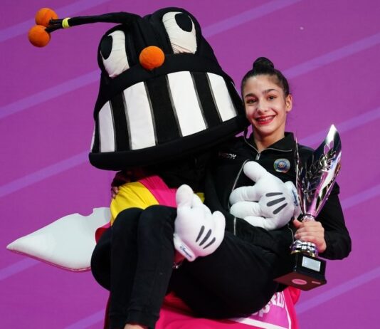 Volano Farfalle a Pesaro. La Raffaeli è d’oro
