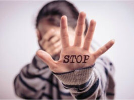 Fermo. In crescita i ‘codici rossi’: “Le donne abbiano coraggio” La perseguita per 33 anni, la minaccia sui Social: condannato a venti mesi. Lei si sfoga: "Vale così poco la mia vita?