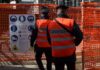Cantieri irregolari in due scuole di Pesaro: operai in nero, evasione fiscale, mancanza di autorizzazioni. 5 denunce Cantieri irregolari in due scuole di Pesaro: operai in nero, evasione fiscale, mancanza di autorizzazioni. 5 denunce