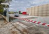 Spettacolare assalto all’azienda Eurocom: strade bloccate con auto rubate, cancelli sfondati, fuga rocambolesca. Indagini in corso Spettacolare assalto all'azienda Eurocom: strade bloccate con auto rubate, cancelli sfondati, fuga rocamblesca. Indagini in corso
