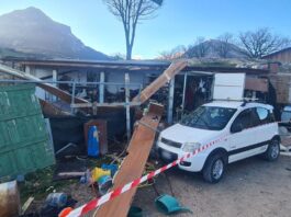 Esplode un capanno, giovane ferito. Arriva Icaro ma c’è troppa nebbia ad Ancona e così atterra a Osimo