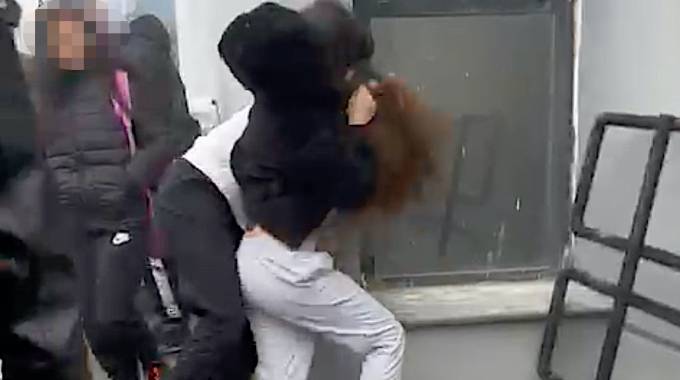 zuffa studentesse