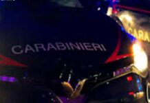 Picchia la compagna, uomo arrestato dai carabinieri