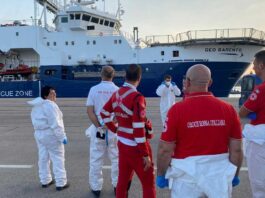 Respinta la richiesta di un porto più vicino: le due Navi ONG in arrivo ad Ancona. Il Sindaco Mancinelli a Repubblica.it: “Sfugge la logica, ma la città farà la sua parte” La Geo Barents è arrivata ad Ancona. Le condizioni di salute dei migranti. La Croce Rossa è pronta (Video)