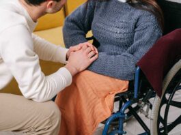 Malattie rare e disabilità grave, dalla Regione Marche un aiuto alle famiglie di 800/1000 euro al mese Malattie rare e disabilità grave, dalla Regione Marche un aiuto alle famiglie di 800/1000 euro al mese