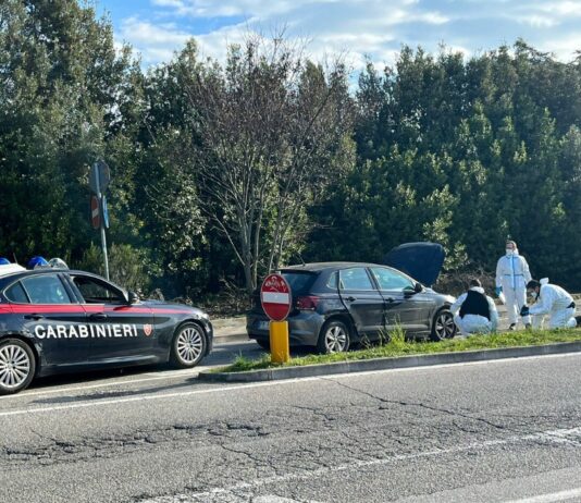 Ancona. Inseguimento nella notte, Carabinieri spara a un fuggitivo