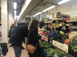 Ancona. La Simonella agli operatori: “Otto milioni per il nuovo mercato piazza d’Armi”