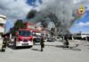 Osimo. Incendio in un’azienda. Fiamme visibili da Ancona