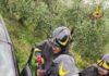 Incidente tra due auto, arrivano vigili del fuoco ed eliambulanza