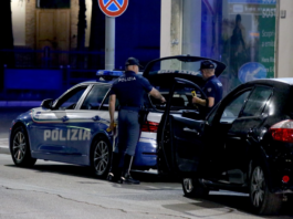 Senigallia, la Polizia arresta tre giovani per rapina