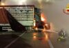 Paura in A14. Un tir nell’area di servizio divorato dal fuoco