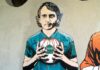 Murales di Mancini con pallone insanguinato a San Siro