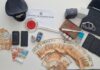 Porto Recanati. Droga in auto e casa, soldi cash per migliaia di euro: due giovani in manette