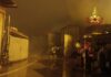 Notte infernale al Porto di Ancona, due capannoni a fuoco