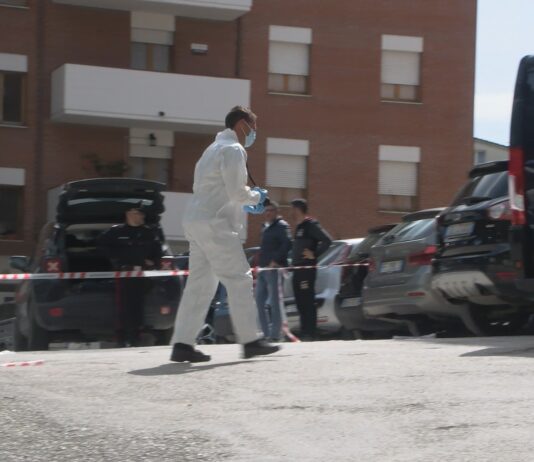 Accoltellata dal marito, ancora grave ma in lieve miglioramento le condizioni di Patrizia