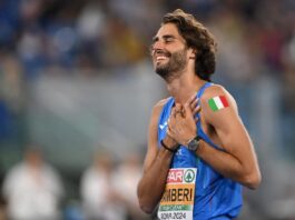 Spettacolo Tamberi. Oro agli Europei, poi l’abbraccio con Mattarella: “Onore immenso, serata speciale” – FOTO