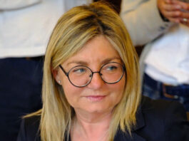 L’assessore Anna Maria Bertini si dimette ad Ancona. Dimissioni anche a Jesi per l’assessore Loretta Fabrizi