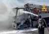 Camion in fiamme sull’A14 nei pressi Galleria Monte Renzo