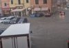 Maltempo, allagamenti a San Benedetto. Traliccio sulla linea ferroviaria, interrotta linea tra Montemarciano e Falconara