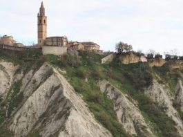 Post sisma, a Castignano l’ex asilo diventa ostello per accogliere pellegrini e camminatori. Approvato il progetto esecutivo