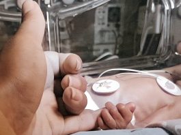 Salesi, il reparto delle grandi battaglie per piccoli e piccolissimi pazienti “senza aria condizionata”. La denuncia di una neomamma