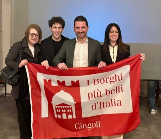 Vince il “balcone delle Marche”: Cingoli è il “Borgo dei borghi” di quest’anno