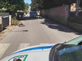 Scontro auto bici, arriva l’eliambulanza per la ciclista