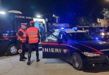 Il caos ad Ancona in Piazza Salvo D’Acquisto. Nessuna guerra tra bande, sono una lite tra ubriachi