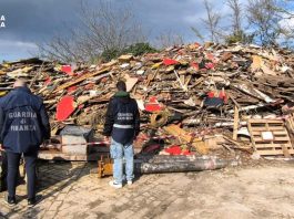 Civitanova. Al porto spunta una discarica abusiva