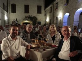 “Caffe’ Teatro”: il 2 Luglio a Villa Nappi con Davide e Pietro nel cuore. Musica, sapori, sorrisi, ma anche una riflessione sul lutto caffè teatro 2026 villa nappi polverigi maurizio socci inteatro eco demolizioni