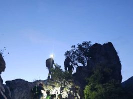 Bloccati sulla parete del Monte Primo, salvati due escursionisti con il verricello