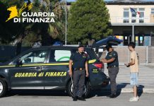 Controlli nell’Ascolano. La Finanza sequestra 200 mila prodotti non sicuri