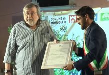 Addio a Francesco Guccini. Il legame con Mondolfo: città natale della moglie e cittadinanza onoraria
