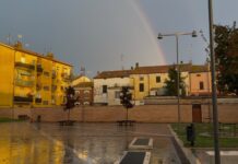 Maltempo, allagamenti, rabbia e disagi. Trenta interventi dei Vigili del Fuoco tra le province di Ancona e Macerata. E poi in serata l’arcobaleno, ma venerdì nuova allerta