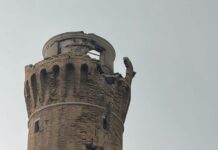Maltempo, il fulmine cade sul vecchio faro del Cardeto ad Ancona