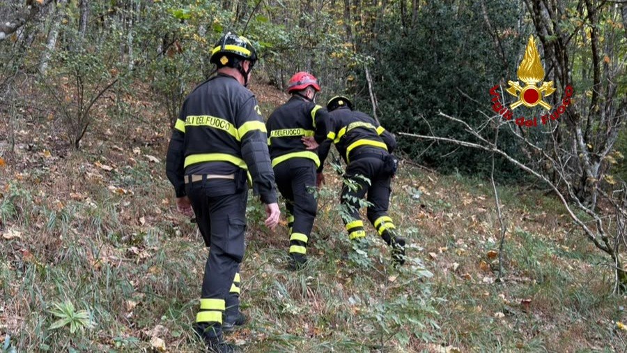 soccorso vigili fuoco foto